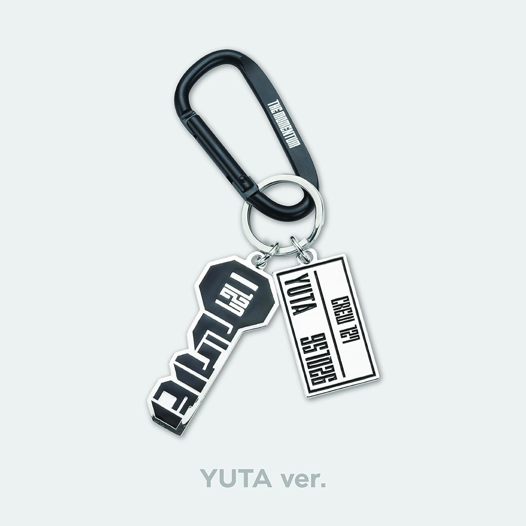 CARABINER KEYCHAIN SET - YUTA