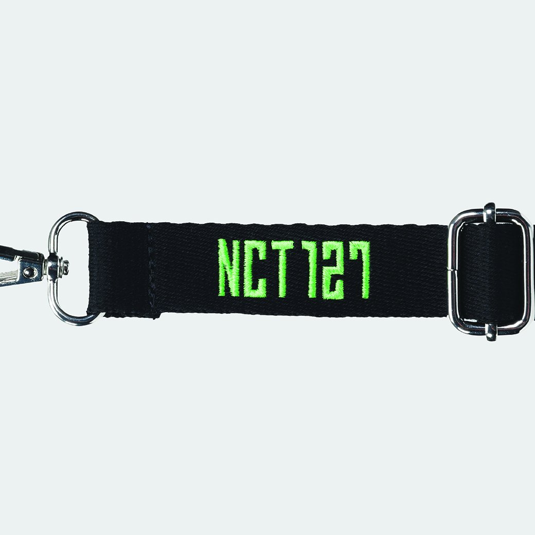 FANLIGHT POUCH SET - DOYOUNG